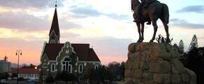 Windhoek : eralennuki rentimine 