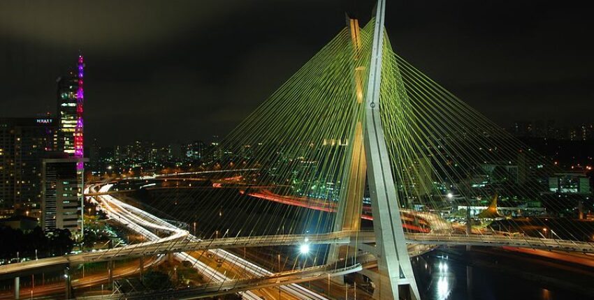 Sao Paulo : eralennuki rentimine 