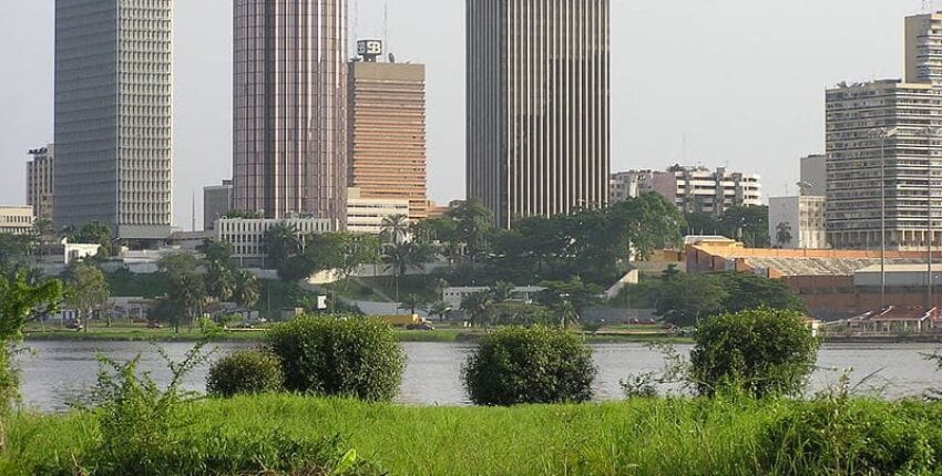 Abidjan : eralennuki rentimine 