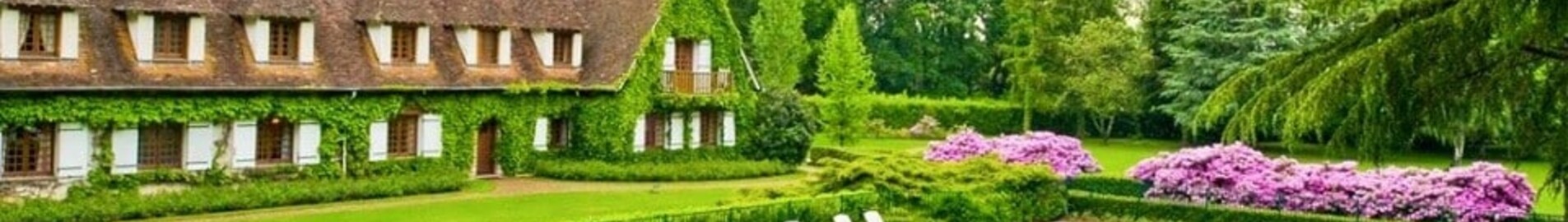Rendige helikopter, et lennata L’auberge des Templiers’i Kölni linnas