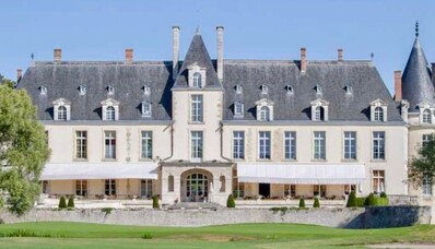 Rentige helikopter Château D’Augerville’ile Fontainebleau lähedal