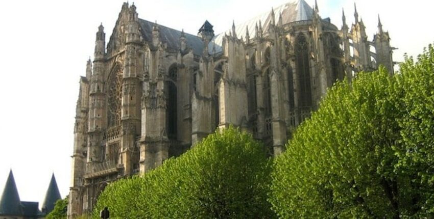 Beauvais Tillé: eralennuki rentimine 
