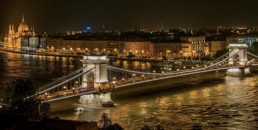 Pariis - Budapest : eralennuki rentimine