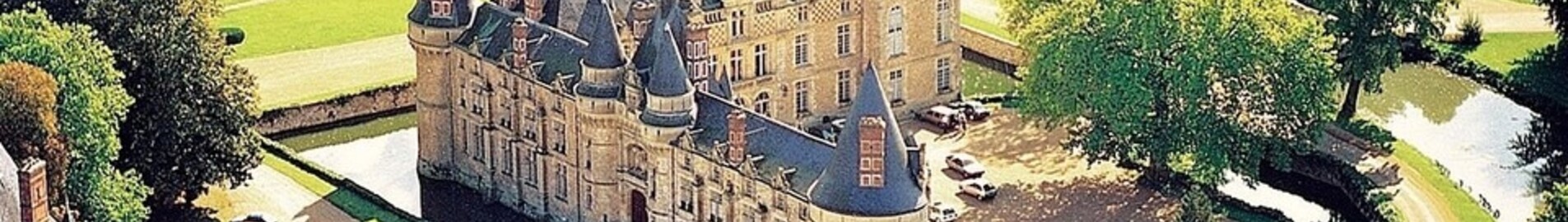 Rentige helikopter Château D’Esclimont’ile koos Tour de Paris’i ülelennuga