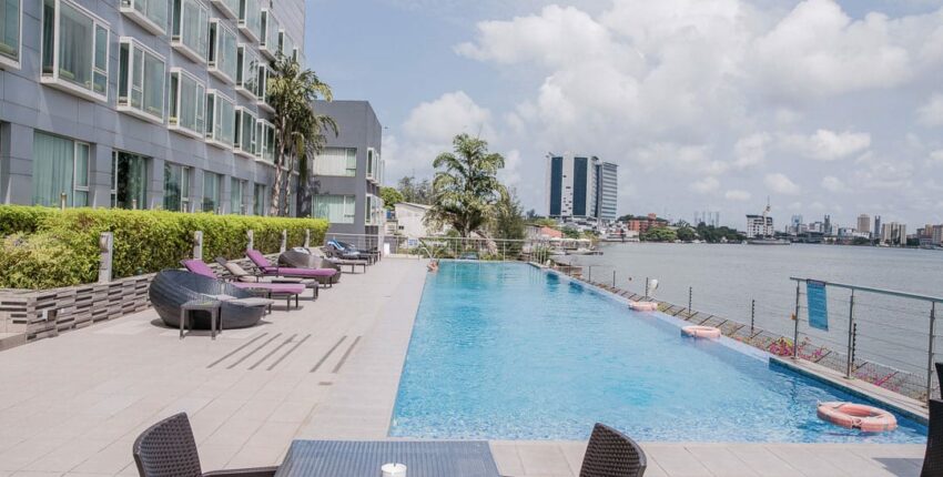Lagos : eralennuki rentimine 