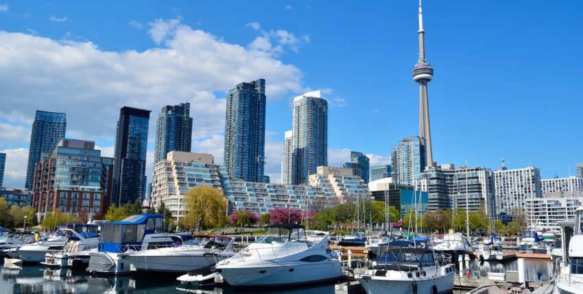 Toronto : eralennuki rentimine 