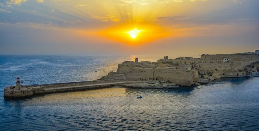 Valletta Malta : eralennuki rentimine 