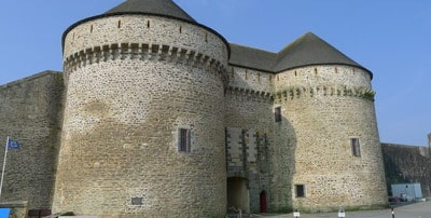 Brest Bretagne : eralennuki rentimine 