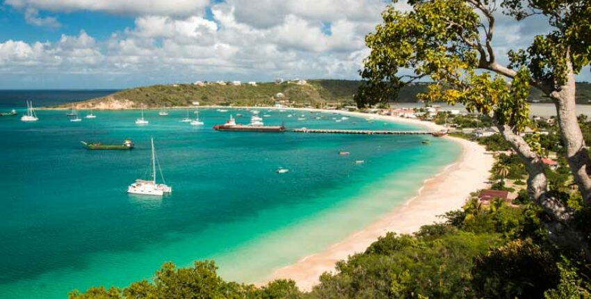 Anguilla : eralennuki rentimine 