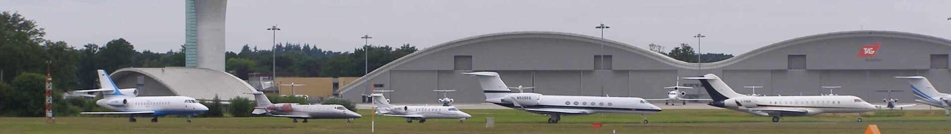 Farnborough : eralennuki rentimine 