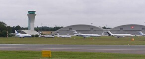 Farnborough : eralennuki rentimine 