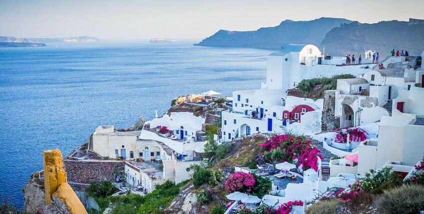 Santorini-Thira : eralennuki rentimine 