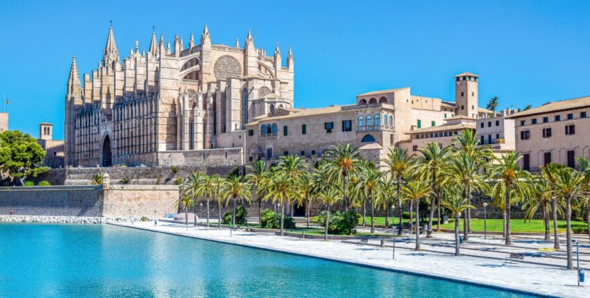 Nice - Palma de Mallorca : eralennuki rentimine 