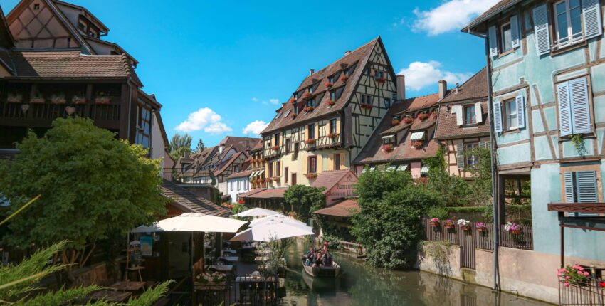 Colmar Houssen: eralennuki rentimine 