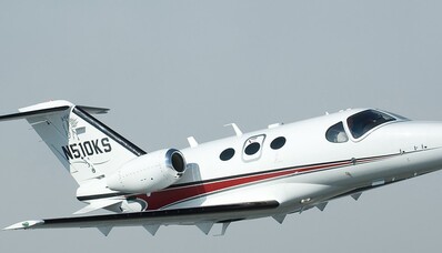 Citation Jet Mustang või Embraer Phenom 100 – kuidas valida?