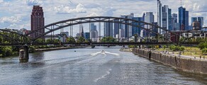 Frankfurt Hahn: eralennuki rentimine 