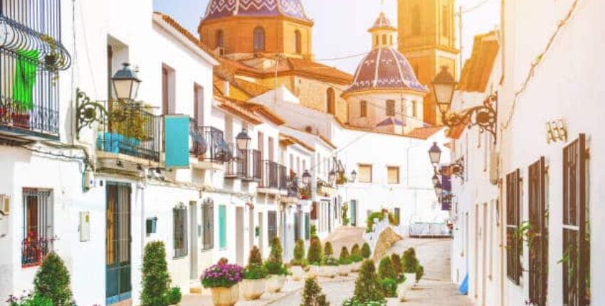 Alicante Elche : eralennuki rentimine 