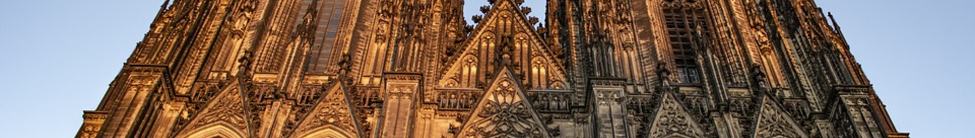 Köln-Bonn : eralennuki rentimine