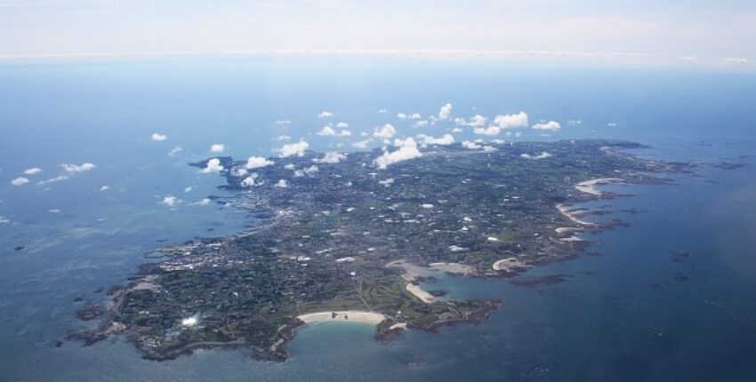Guernsey : eralennuki rentimine 