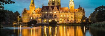 location jet privé : Prague la nuit, château illuminé