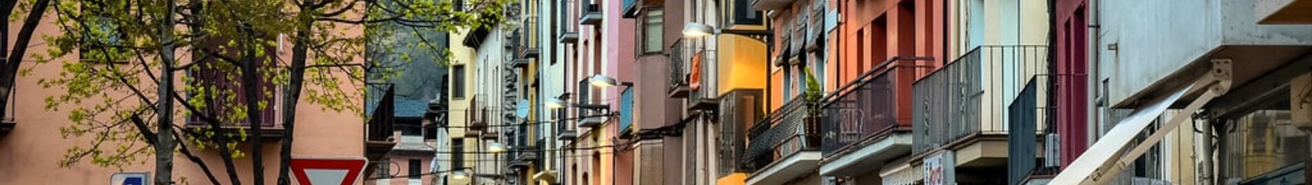 Andorra-La Seu : eralennuki rentimine 