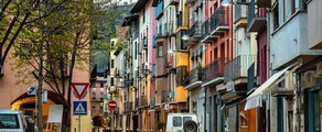 Andorra-La Seu : eralennuki rentimine 