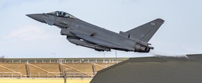 Northallerton Raf Leeming : eralennuki rentimine 