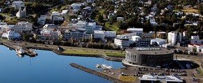 Akureyri : eralennuki rentimine 