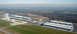 Cuneo : eralennuki rentimine 
