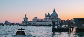 Perugia-Sant'Egidio : eralennuki rentimine