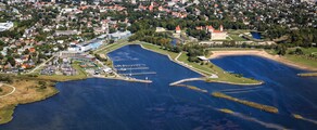 Kuressaare : eralennuki rentimine 