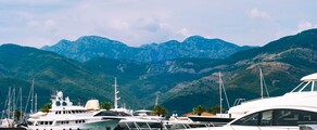 Tivat : eralennuki rentimine