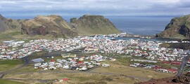 Akureyri : eralennuki rentimine 