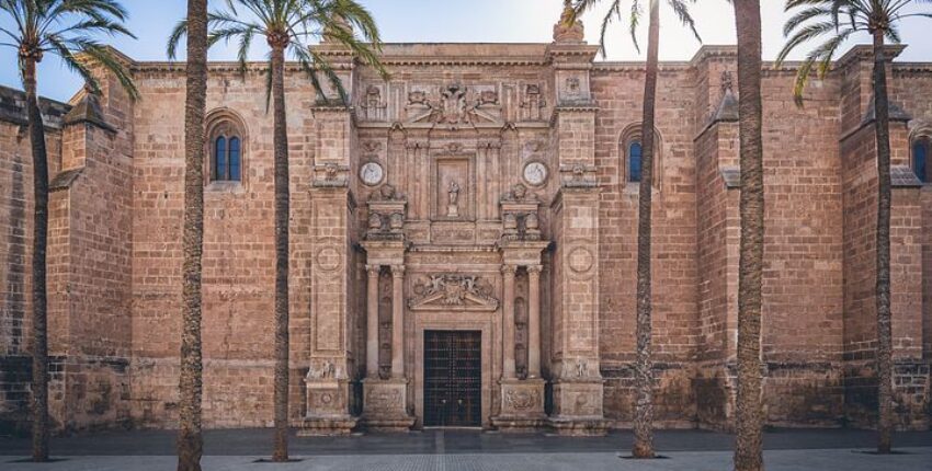 Eralennuki rentimine Almeria 