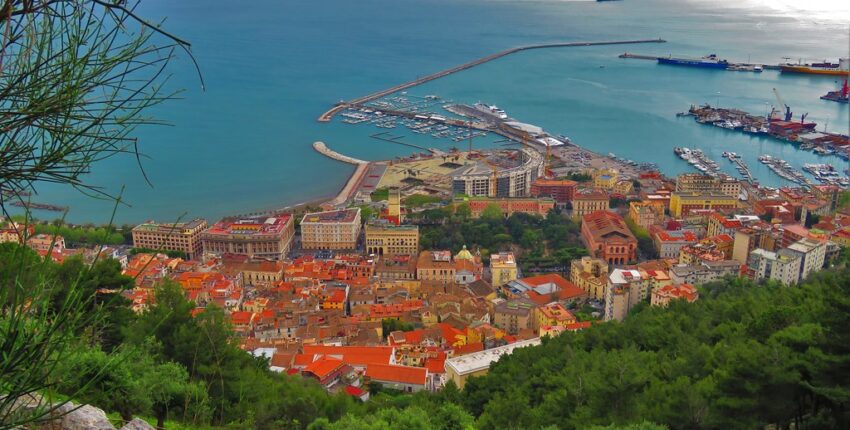 Salerno : eralennuki rentimine
