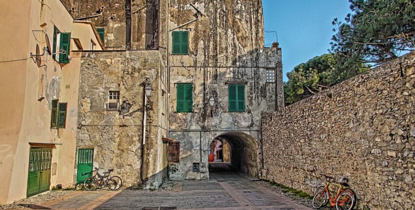 Eralennuki rentimine Villanova D'Albenga 