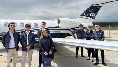 Millised on erinevused lennuettevõtete vahendaja, nagu AEROAFFAIRES, ja ärilennunduse operaatori vahel?