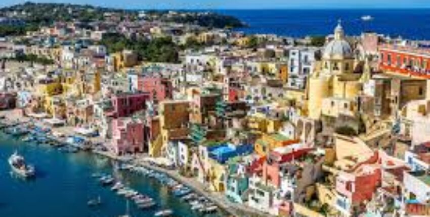 Saint-Tropez - Capri : eralennuki rentimine