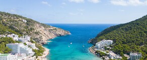Cannes - Ibiza: eralennuki rentimine