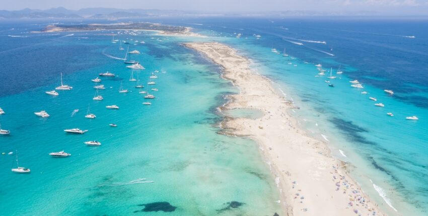 Formentera: eralennuki rentimine