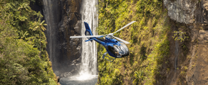 Helikopterilend Réunioni kohal